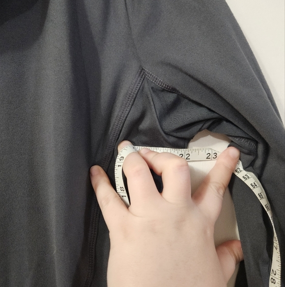 Athleta Quarter Zip Gray Pull Over! - Picture 6 of 7